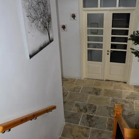 Edem Traditional House Inn 3*