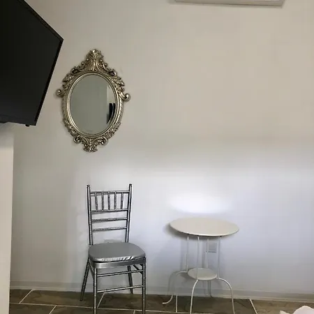 אורחן Edem Traditional House לרנקה