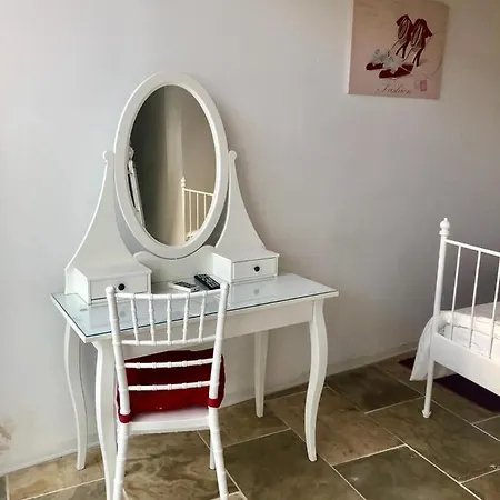 אורחן Edem Traditional House לרנקה