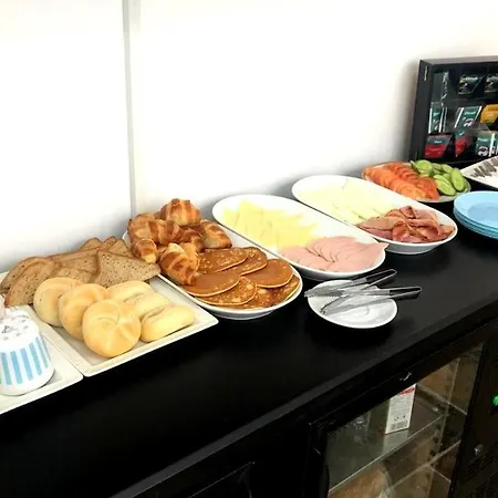 אורחן Edem Traditional House לרנקה